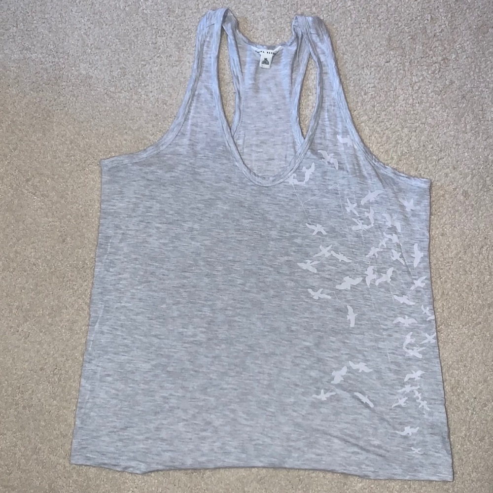 Gray tank with print